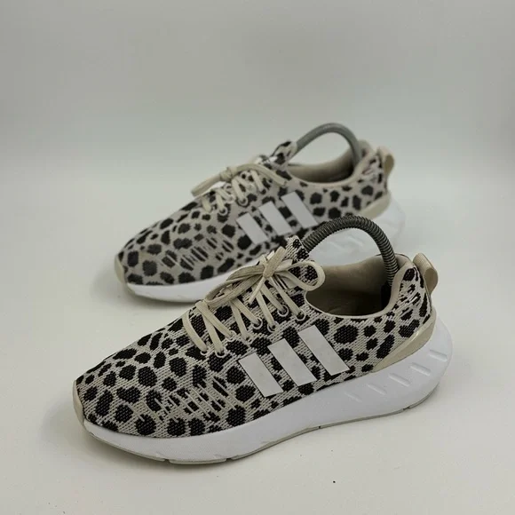 adidas | Shoes | Adidas Swift Run 22 J Leopard Print Athletic Running Gz553  Womens Size 65 | Poshmark